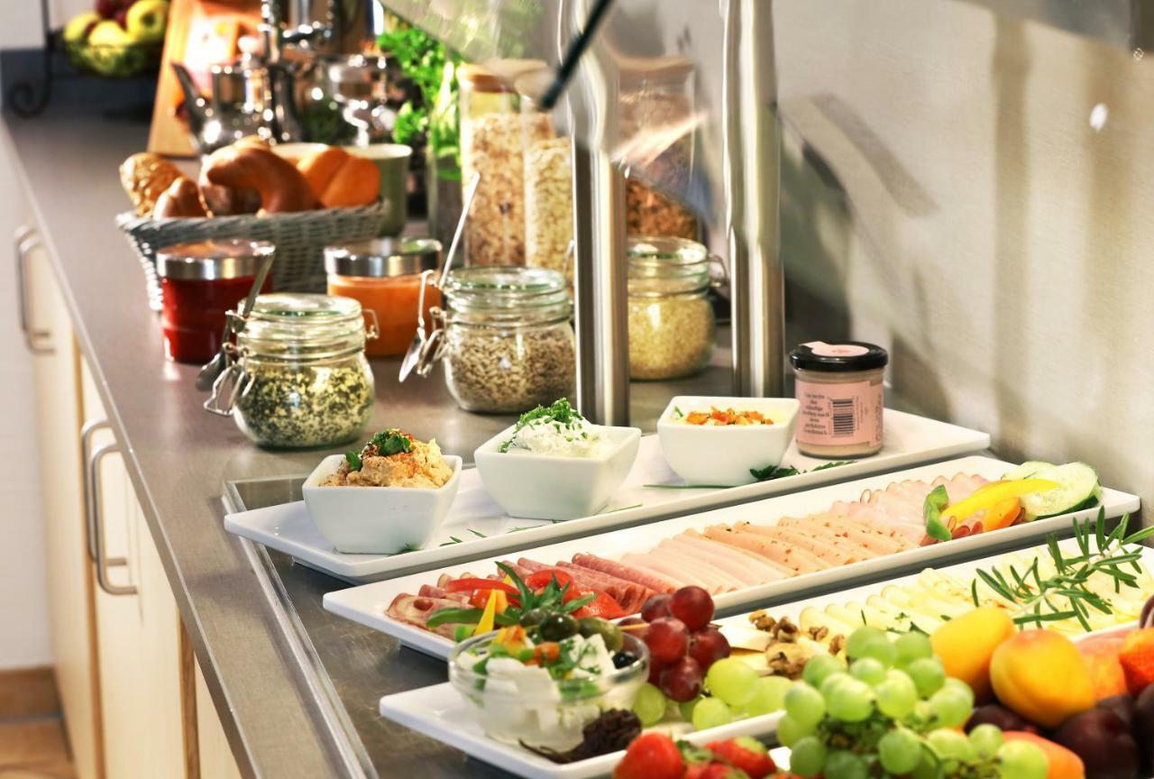 Jufa Hotel Poellau - Bio Landerlebnis ภายนอก รูปภาพ